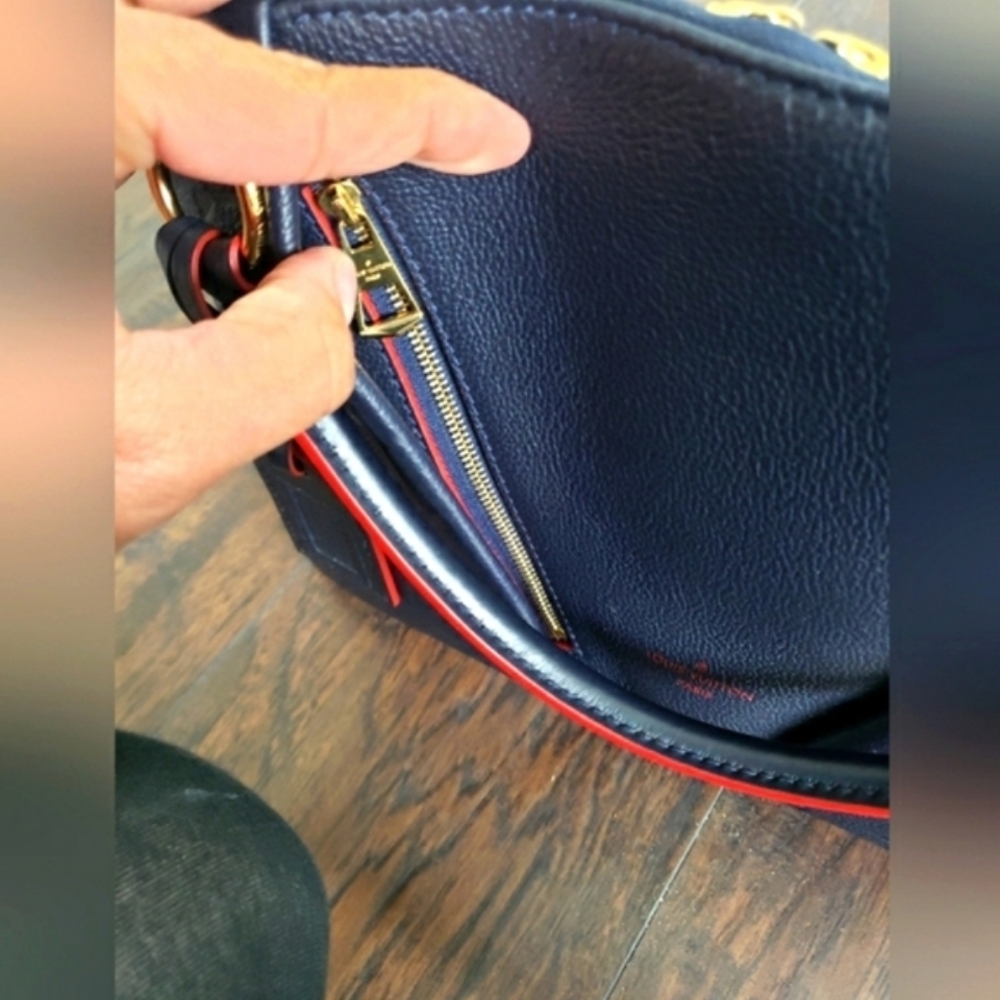 Louis Vuitton Empreinte VTote MM And Matching Victorine Wallet Marine Rouge - Picture 9 of 15